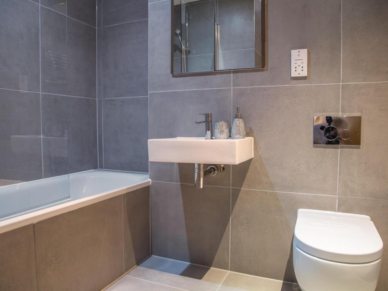 Central Tower Bridge Apartment London Zimmer foto
