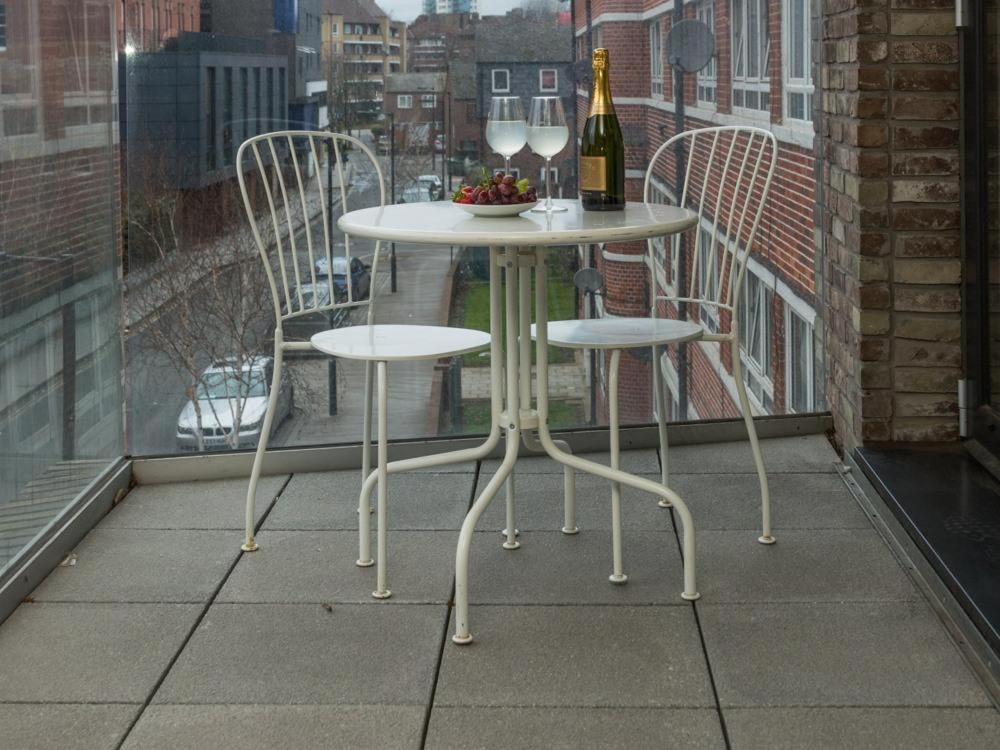 Central Tower Bridge Apartment London Zimmer foto